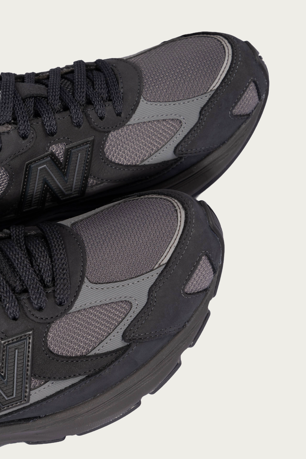 New Balance - Abzorb 2010 - Black - Canoe Club